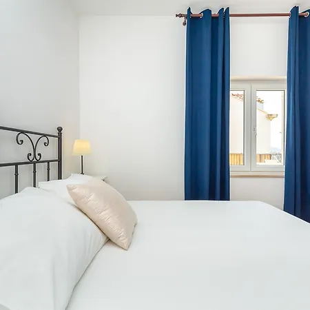 Guest house Misita Elegant Seaview 3*