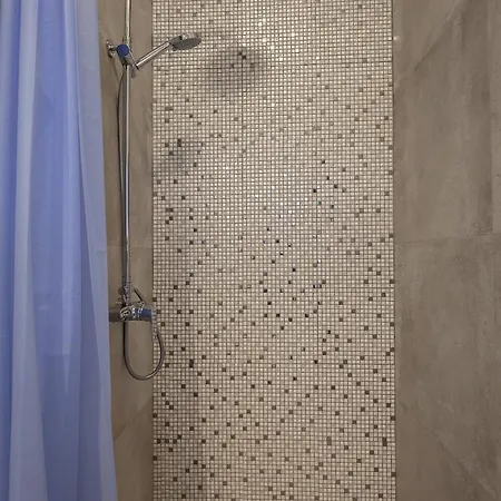 Pensión Misita 3*